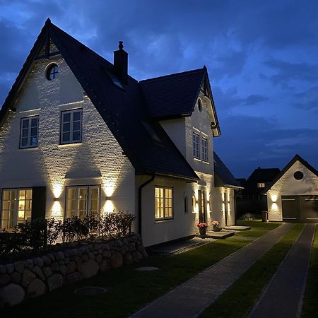 Neu! Ferienhaus Litj Horsa Hoog - Luxus, Lage, Leichtigkeit Mit Wellenrauschen In Wenningstedt Sylt Esterno foto