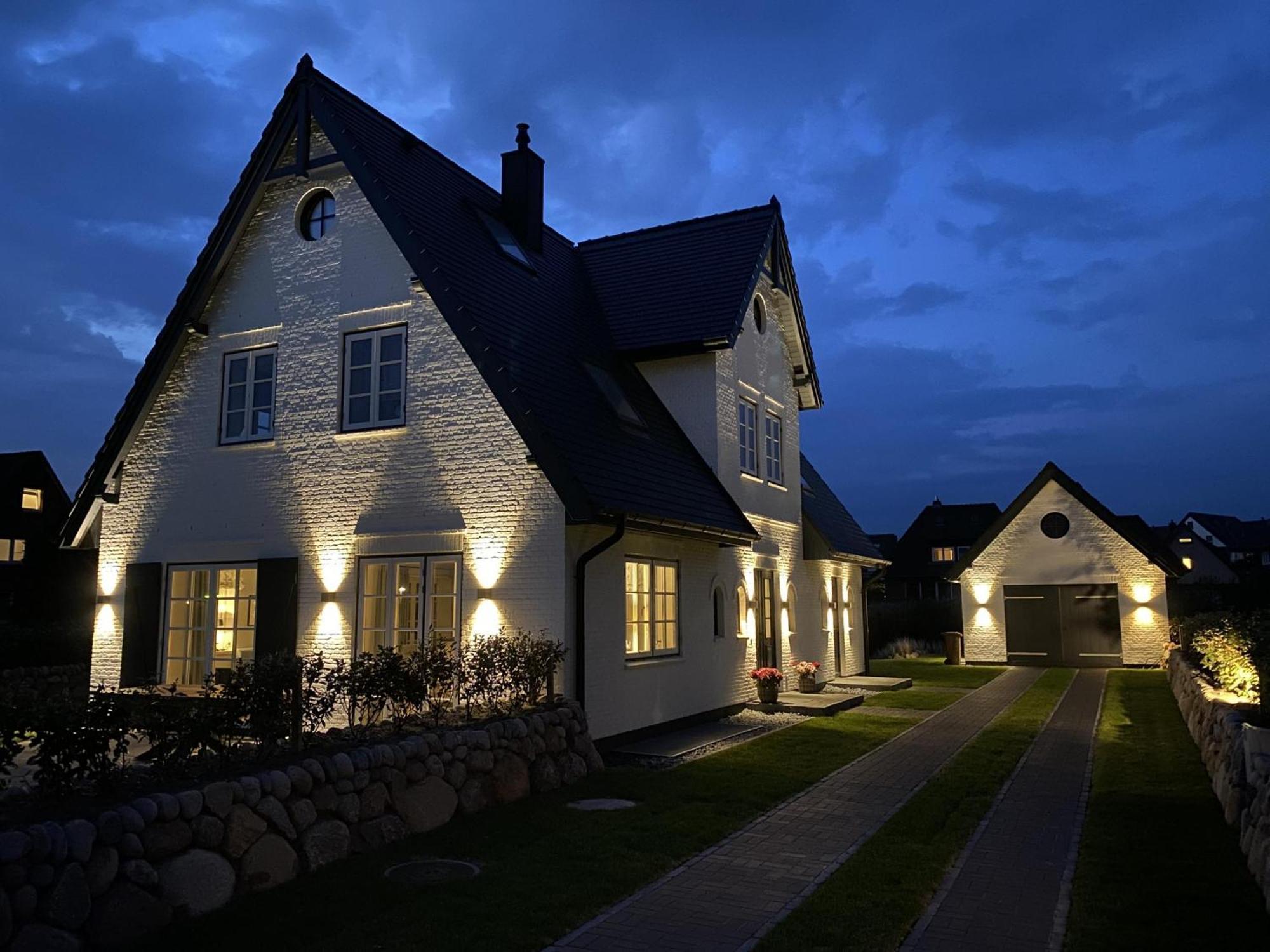 Neu! Ferienhaus Litj Horsa Hoog - Luxus, Lage, Leichtigkeit Mit Wellenrauschen In Wenningstedt Sylt Esterno foto