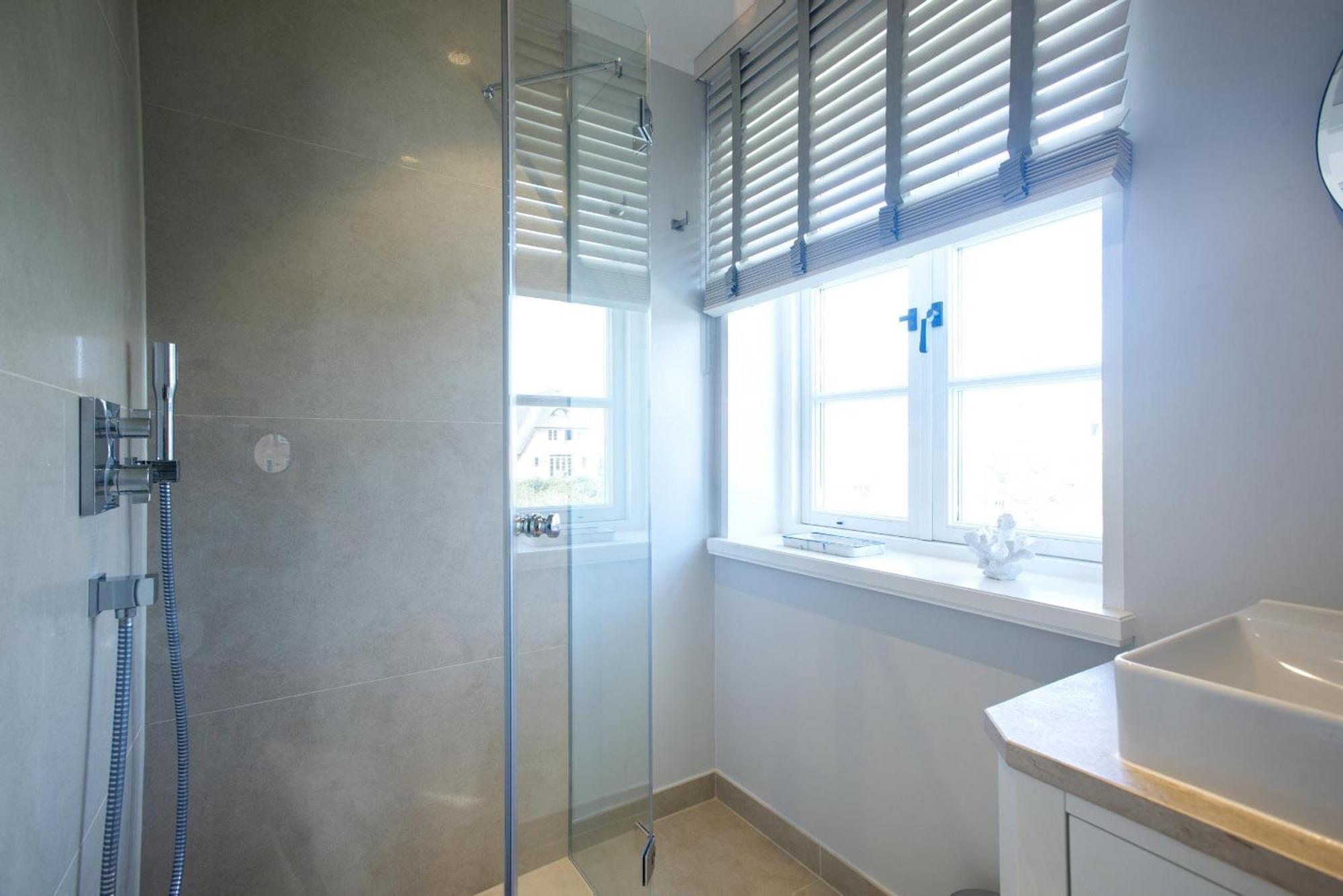 Neu! Ferienhaus Litj Horsa Hoog - Luxus, Lage, Leichtigkeit Mit Wellenrauschen In Wenningstedt Sylt Esterno foto